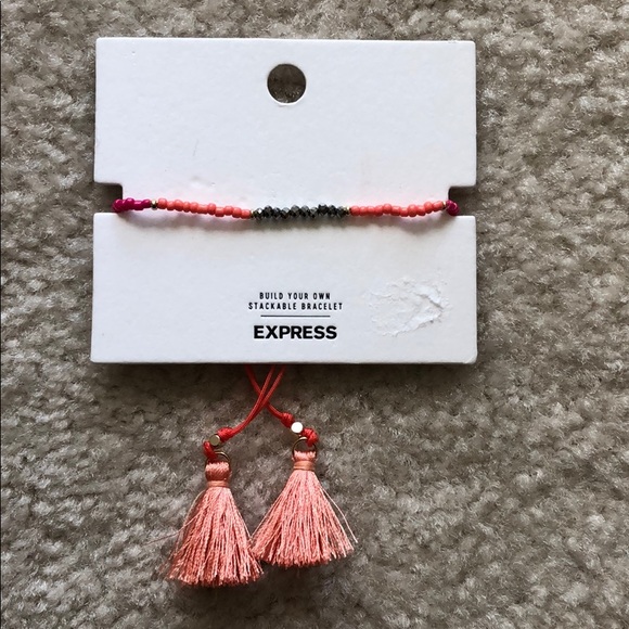 Express Jewelry - Express coral bead bracelet NEW